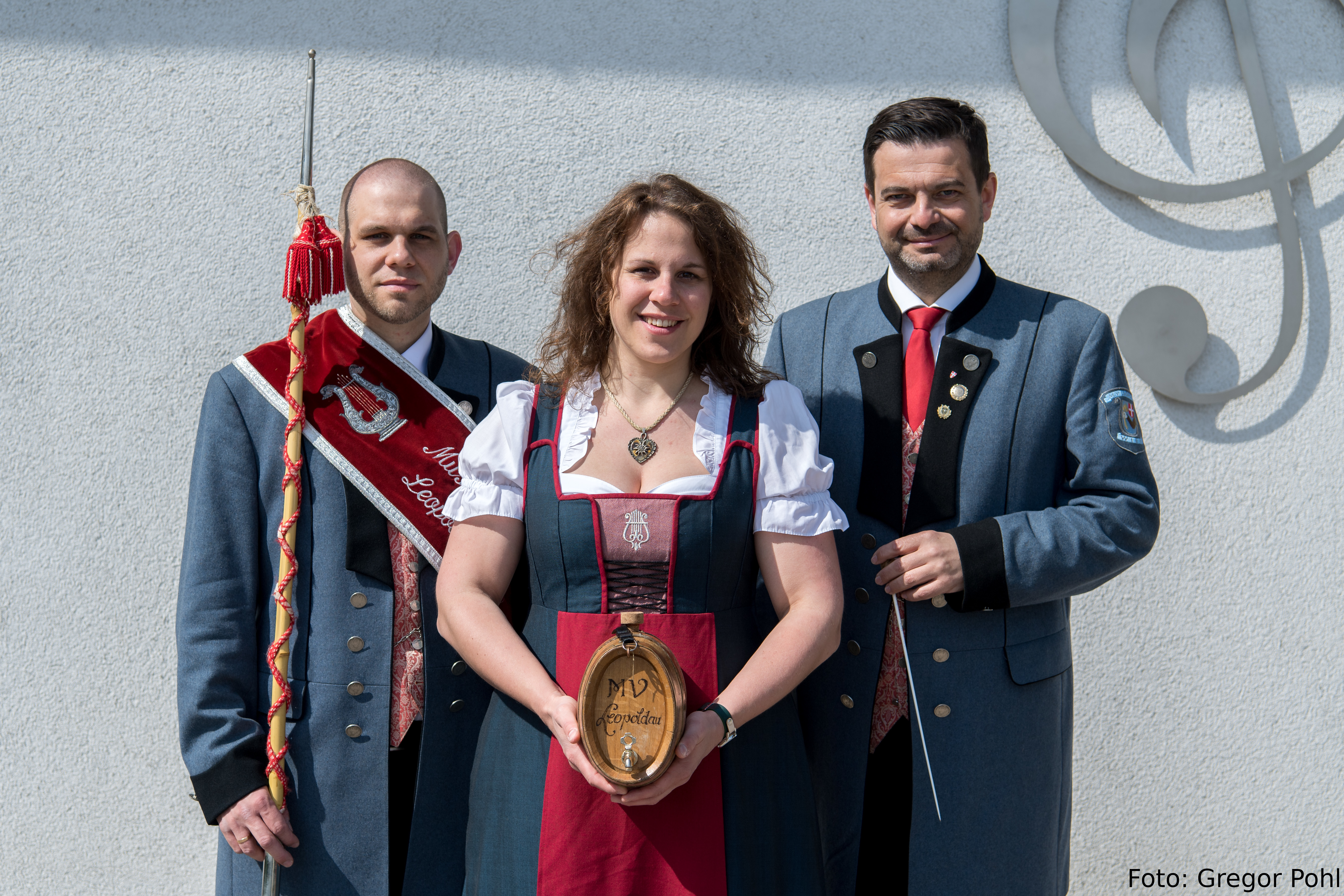 Obmann Robert Nagl, Kapellmeister Wolfgang Bergauer und Marketenderin Maria Nagl.