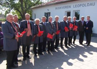 Im Rahmen der Feierlichkeiten wurden verdiente Mitglieder des MV Leopoldau geehrt.