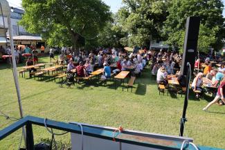 ... des Sommerfests freuen dürfen.