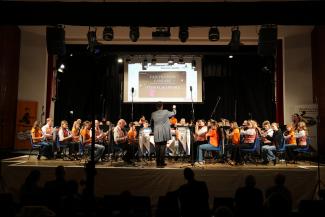 ... beim Gesamtspiel ...